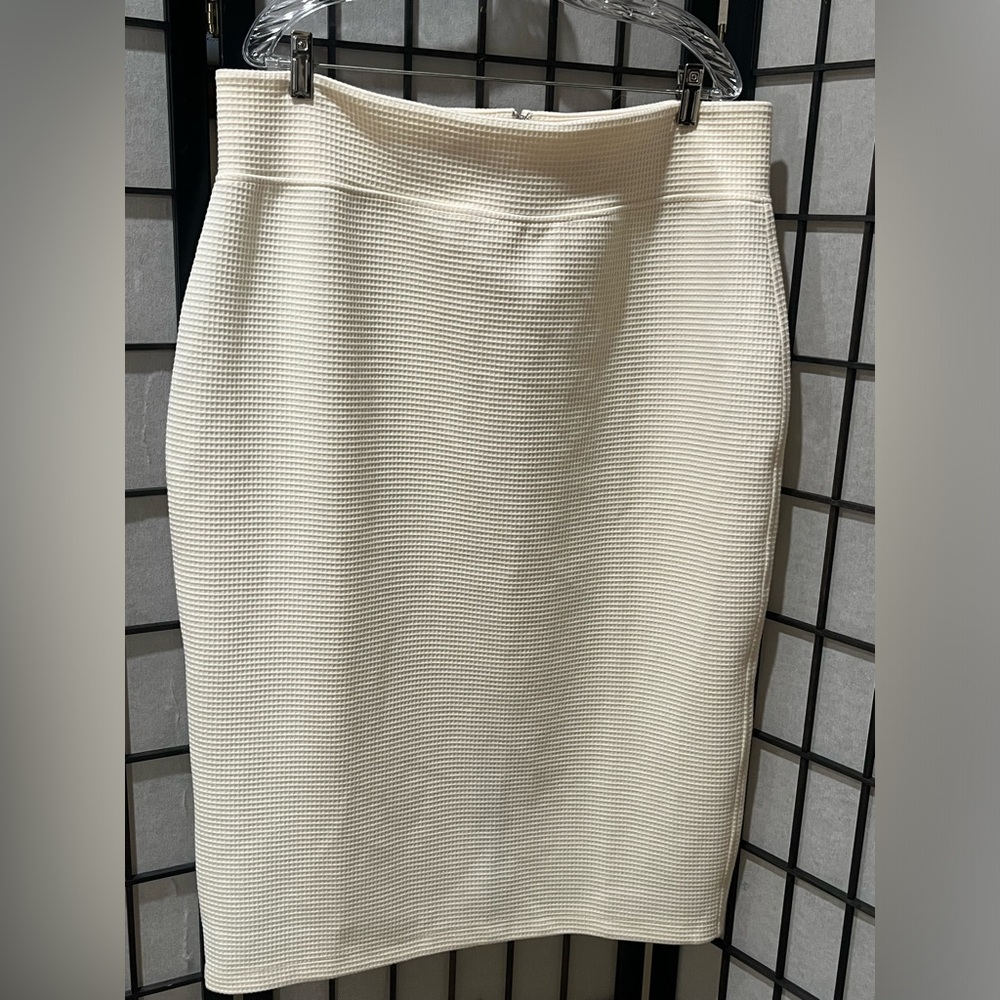 LOU & GREY Cream waffle Textured Pencil Skirt with BACK Slit, WOMEN SIZE XXL